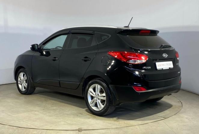Hyundai ix35 I с пробегом 2013 года, цена 1 275 000 рублей, 217498 км, внедорожник, Автокод Объявления