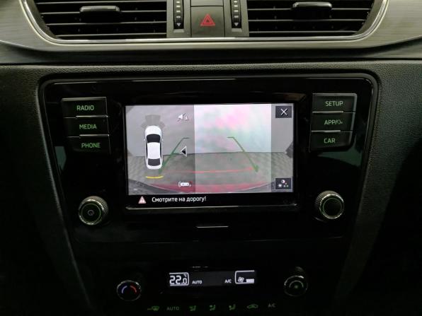 Skoda Rapid I Рестайлинг с пробегом 2019 года, цена 1 395 000 рублей, 72413 км, лифтбек, Автокод Объявления