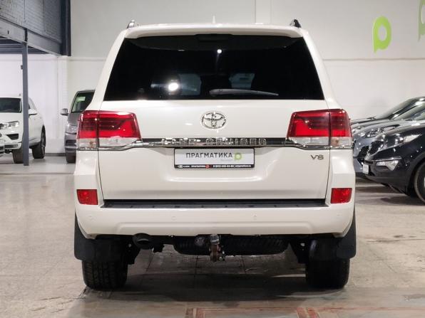 Toyota Land Cruiser 200 Series Рестайлинг 2 с пробегом 2018 года, цена 6 090 000 рублей, 161961 км, внедорожник, Автокод Объявления