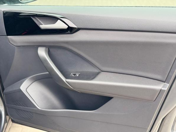 Volkswagen Taos I с пробегом 2021 года, цена 2 425 000 рублей, 75000 км, внедорожник, Автокод Объявления