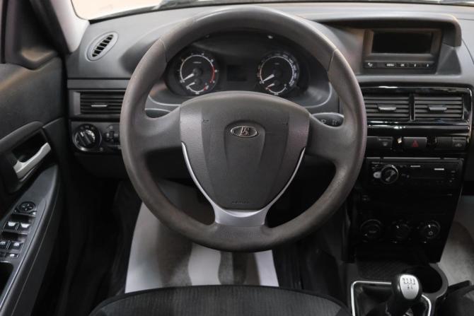 Lada (ВАЗ) Priora I Рестайлинг с пробегом 2014 года, цена 499 000 рублей, 300000 км, седан, Автокод Объявления