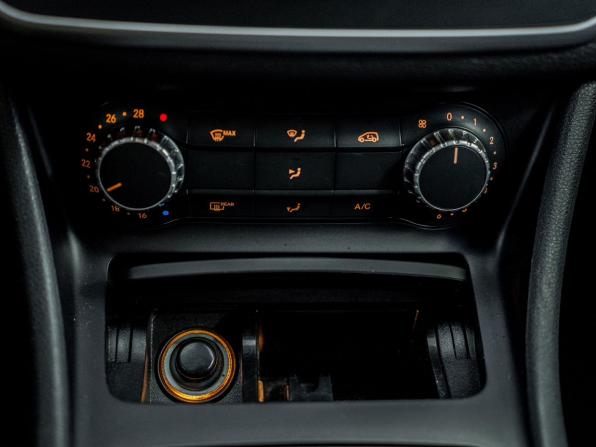 Mercedes-Benz CLA I (C117 X117) с пробегом 2014 года, цена 1 980 000 рублей, 71471 км, седан, Автокод Объявления