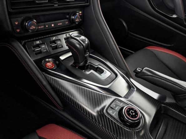 Nissan GT-R I Рестайлинг 3 с пробегом 2017 года, цена 17 000 000 рублей, 2136 км, купе, Автокод Объявления