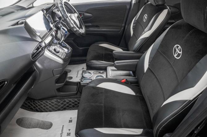 Toyota Wish II Рестайлинг с пробегом 2014 года, цена 1 699 000 рублей, 56000 км, минивэн, Автокод Объявления