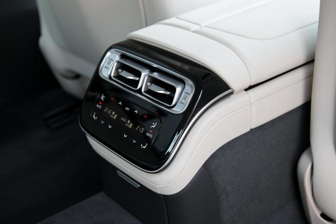 Mercedes-Benz S-Класс VII (W223) с пробегом 2021 года, цена 13 990 000 рублей, 5250 км, седан, Автокод Объявления
