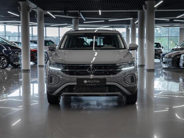 Volkswagen T-Roc I (China Market) Рестайлинг с пробегом 2026 года, цена 3 400 000 рублей, 50 км, внедорожник, Автокод Объявления