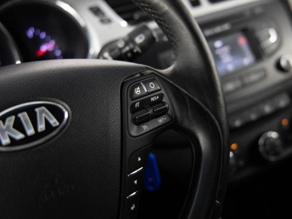 Kia Ceed II с пробегом 2013 года, цена 999 000 рублей, 215162 км, универсал, Автокод Объявления