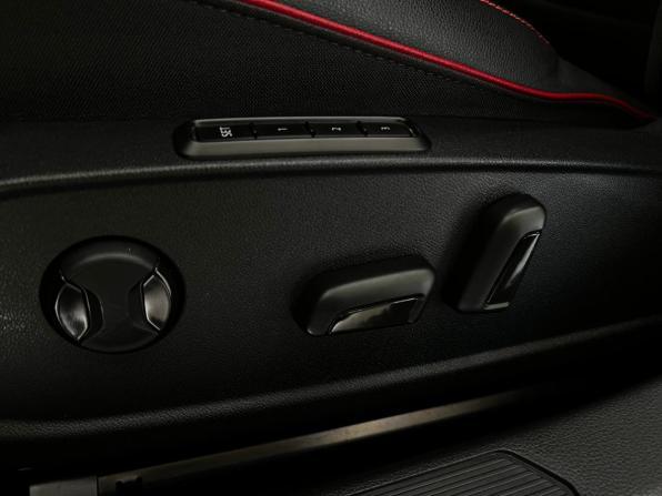 Volkswagen Golf GTI VIII с пробегом 2021 года, цена 4 650 000 рублей, 42072 км, хэтчбек, Автокод Объявления