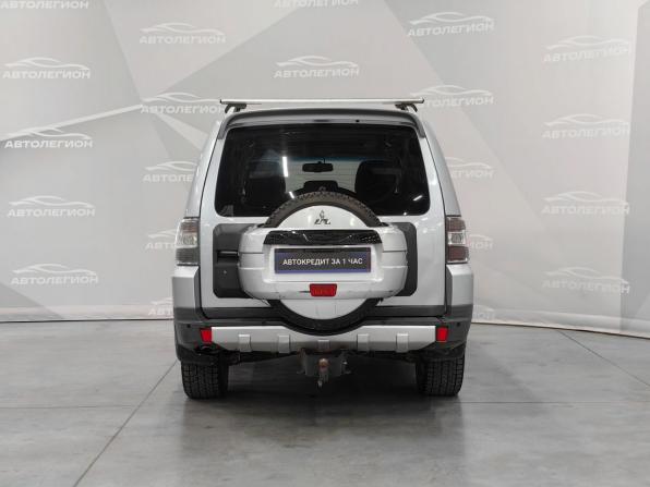 Mitsubishi Pajero IV с пробегом 2007 года, цена 1 500 000 рублей, 203627 км, внедорожник, Автокод Объявления