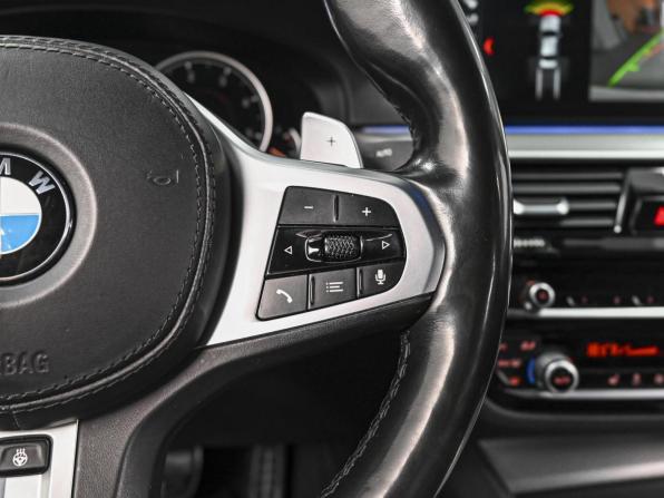 BMW 5 серии VII (G30/G31/G38) с пробегом 2019 года, цена 3 894 111 рублей, 96090 км, седан, Автокод Объявления