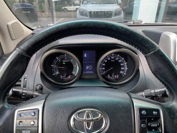 Toyota Land Cruiser Prado 150 Series с пробегом 2011 года, цена 2 500 000 рублей, 325200 км, внедорожник, Автокод Объявления