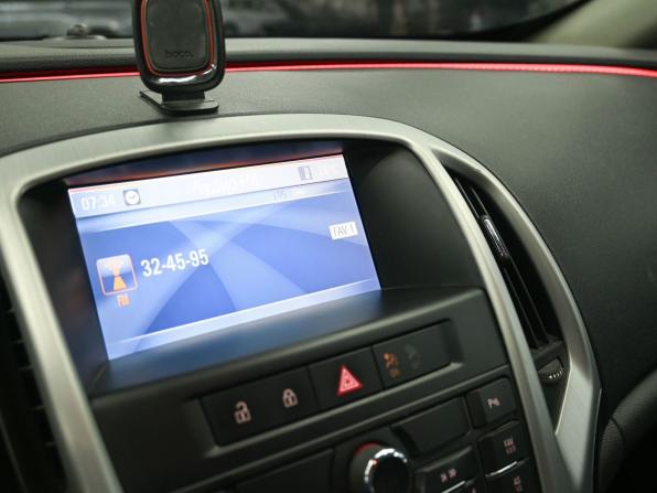 Opel Astra J Рестайлинг с пробегом 2012 года, цена 999 900 рублей, 142000 км, хэтчбек, Автокод Объявления