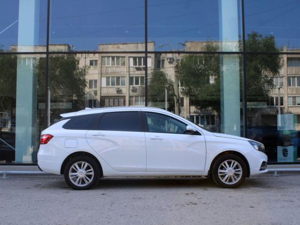 Lada (ВАЗ) Vesta I с пробегом 2018 года, цена 1 015 000 рублей, 72961 км, универсал, Автокод Объявления