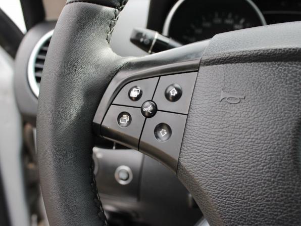 Mercedes-Benz M-Класс II (W164) с пробегом 2006 года, цена 869 000 рублей, 315211 км, внедорожник, Автокод Объявления
