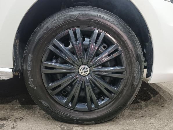 Volkswagen Polo V Рестайлинг с пробегом 2018 года, цена 680 000 рублей, 305460 км, седан, Автокод Объявления