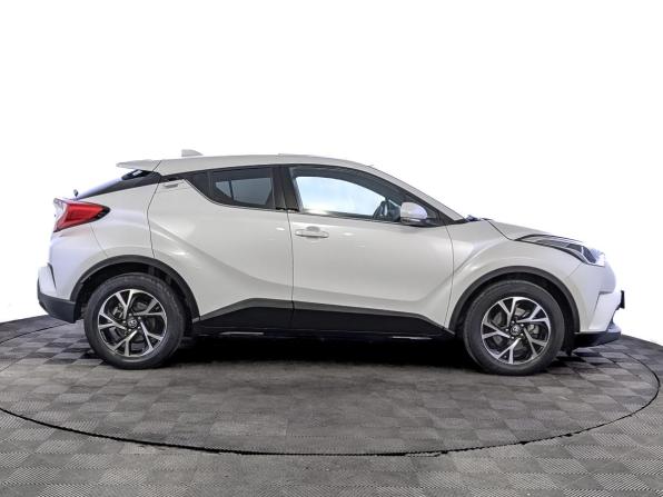 Toyota C-HR I Рестайлинг с пробегом 2021 года, цена 2 649 000 рублей, 47653 км, внедорожник, Автокод Объявления