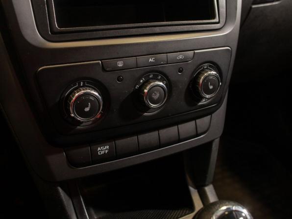 Skoda Yeti I с пробегом 2012 года, цена 745 000 рублей, 185258 км, внедорожник, Автокод Объявления