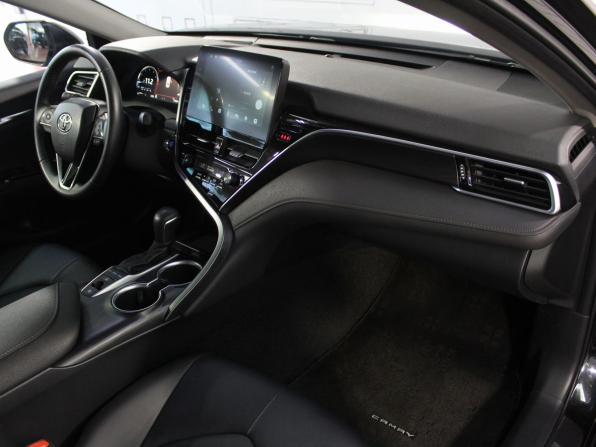 Toyota Camry VIII (XV70) Рестайлинг с пробегом 2023 года, цена 3 550 000 рублей, 71046 км, седан, Автокод Объявления