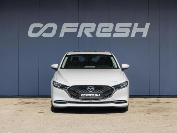 Mazda 3 IV (BP) с пробегом 2021 года, цена 1 900 000 рублей, 64971 км, седан, Автокод Объявления