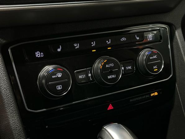 Volkswagen Teramont I с пробегом 2018 года, цена 3 190 000 рублей, 122441 км, внедорожник, Автокод Объявления