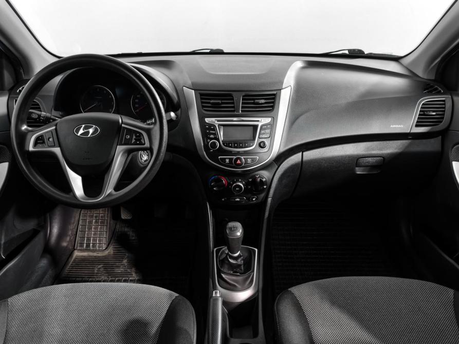 Hyundai Solaris I Санкт-Петербург  - изображение 14