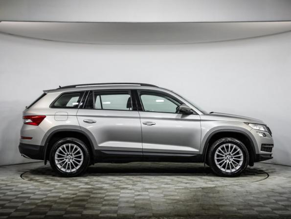 Skoda Kodiaq I с пробегом 2018 года, цена 2 099 000 рублей, 184477 км, внедорожник, Автокод Объявления