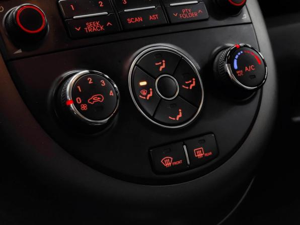 Kia Soul I Рестайлинг с пробегом 2013 года, цена 720 000 рублей, 181692 км, хэтчбек, Автокод Объявления