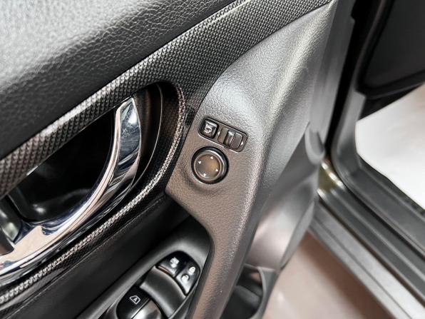 Nissan X-Trail III с пробегом 2015 года, цена 1 335 000 рублей, 228912 км, внедорожник, Автокод Объявления