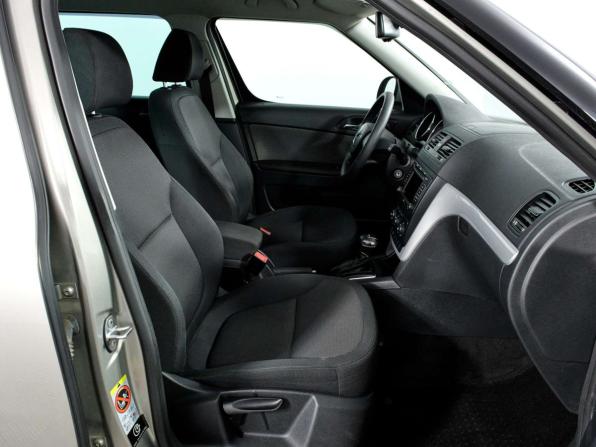 Skoda Yeti I с пробегом 2012 года, цена 978 000 рублей, 58598 км, внедорожник, Автокод Объявления