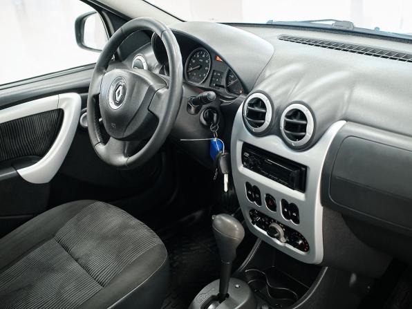 Renault Logan I Рестайлинг с пробегом 2011 года, цена 621 000 рублей, 72389 км, седан, Автокод Объявления