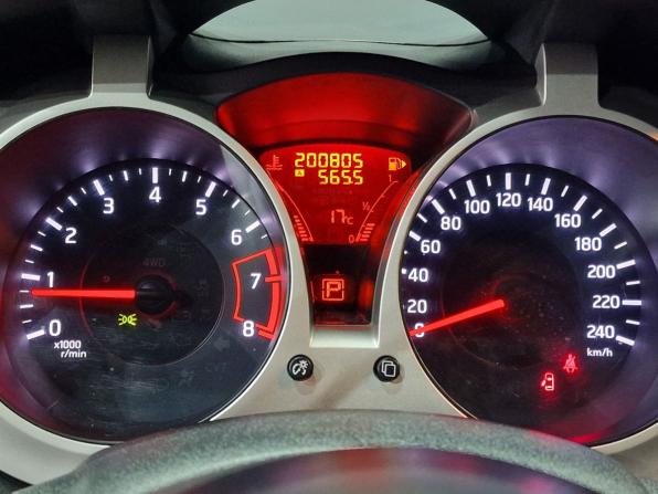 Nissan Juke I с пробегом 2012 года, цена 880 000 рублей, 200803 км, внедорожник, Автокод Объявления