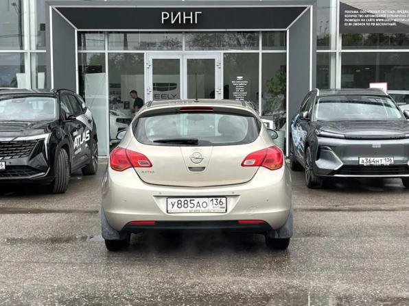 Opel Astra J с пробегом 2012 года, цена 563 000 рублей, 152088 км, хэтчбек, Автокод Объявления