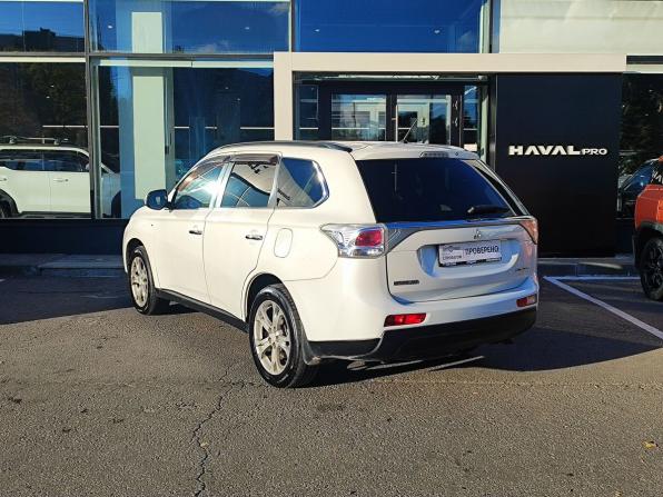 Mitsubishi Outlander III с пробегом 2013 года, цена 1 469 000 рублей, 281938 км, внедорожник, Автокод Объявления