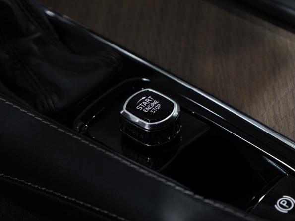 Volvo S90 II с пробегом 2017 года, цена 3 460 000 рублей, 45761 км, седан, Автокод Объявления