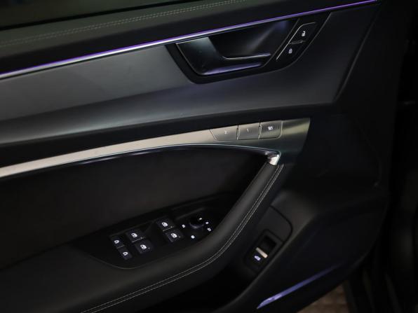 Audi A7 II (4K) с пробегом 2018 года, цена 5 398 000 рублей, 81500 км, лифтбек, Автокод Объявления