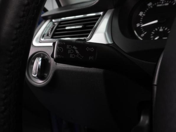 Skoda Rapid I с пробегом 2014 года, цена 1 219 000 рублей, 119603 км, лифтбек, Автокод Объявления
