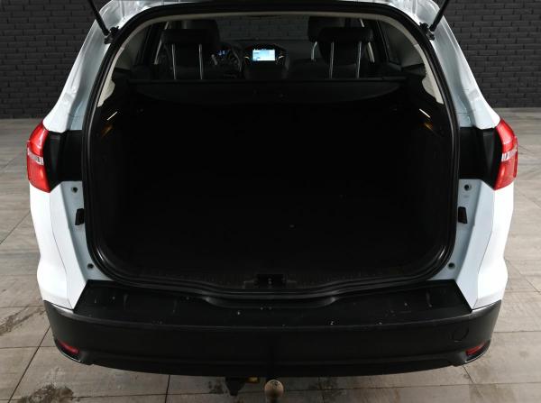 Ford Focus III Рестайлинг с пробегом 2019 года, цена 1 190 000 рублей, 125888 км, универсал, Автокод Объявления