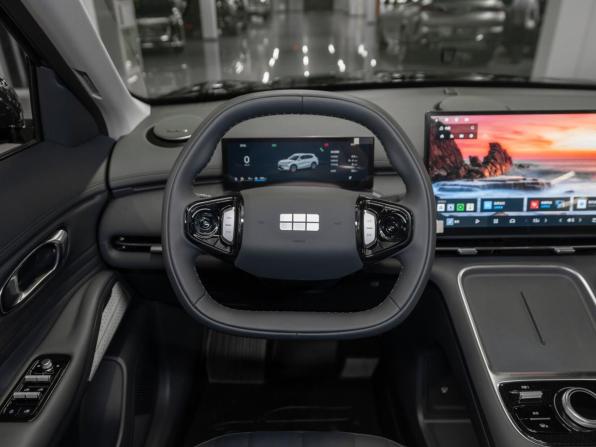 Geely Galaxy Starship 7 с пробегом 2025 года, цена 3 490 000 рублей, 125 км, внедорожник, Автокод Объявления