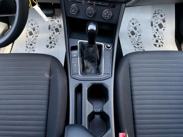 Volkswagen Jetta VII Рестайлинг с пробегом 2022 года, цена 1 750 000 рублей, 60325 км, седан, Автокод Объявления