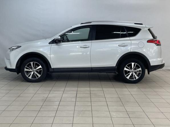 Toyota RAV4 IV (XA40) Рестайлинг с пробегом 2018 года, цена 2 670 000 рублей, 66739 км, внедорожник, Автокод Объявления