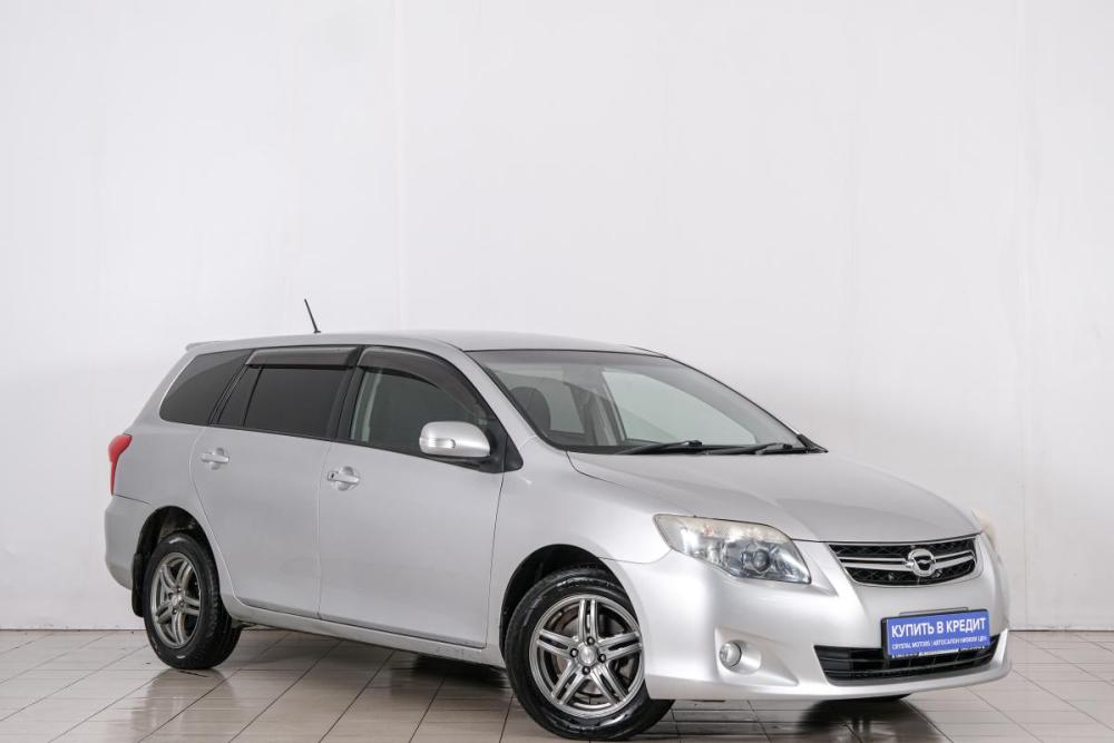 Toyota Corolla X (E140 E150) Рестайлинг Красноярск  - изображение 1