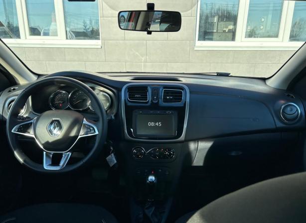Renault Sandero II Рестайлинг с пробегом 2019 года, цена 1 280 000 рублей, 71222 км, хэтчбек, Автокод Объявления