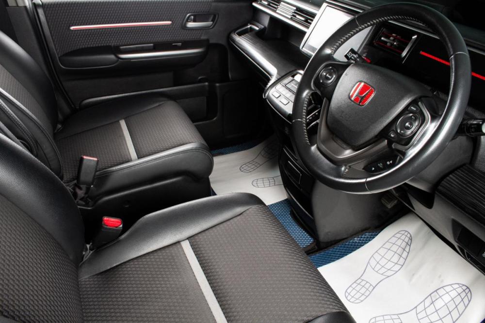Honda Stepwgn V Сургут  - изображение 10