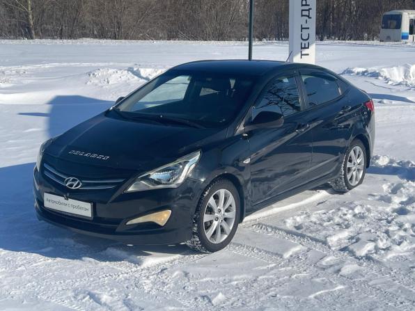 Hyundai Solaris I Рестайлинг с пробегом 2015 года, цена 760 000 рублей, 232902 км, седан, Автокод Объявления
