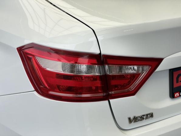 Lada (ВАЗ) Vesta I с пробегом 2022 года, цена 1 077 000 рублей, 52616 км, седан, Автокод Объявления
