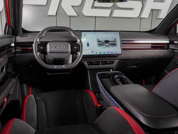 JETOUR DASHING I с пробегом 2023 года, цена 2 129 000 рублей, 32444 км, внедорожник, Автокод Объявления