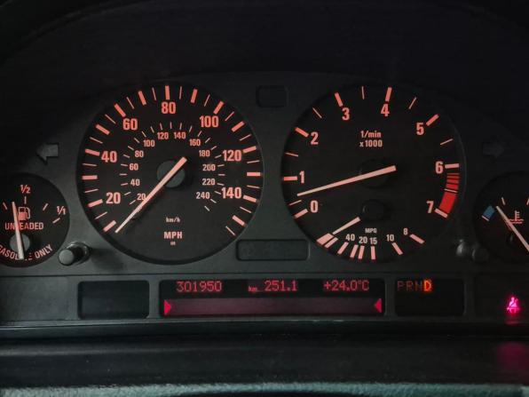 BMW X5 I (E53) Рестайлинг с пробегом 2004 года, цена 895 000 рублей, 301850 км, внедорожник, Автокод Объявления