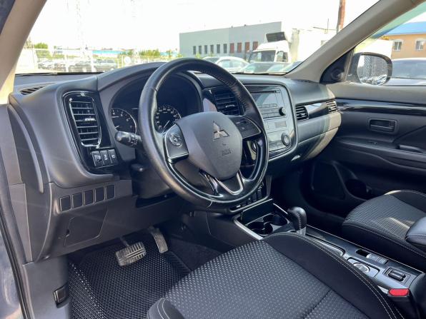 Mitsubishi Outlander III Рестайлинг 3 с пробегом 2018 года, цена 2 200 000 рублей, 88872 км, внедорожник, Автокод Объявления