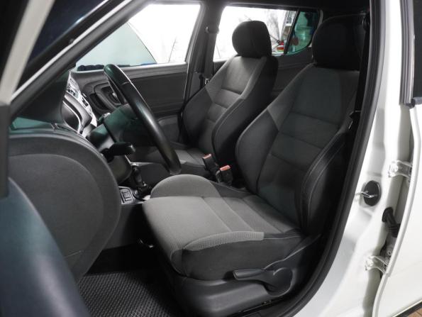 Skoda Fabia II Рестайлинг с пробегом 2012 года, цена 989 000 рублей, 151863 км, хэтчбек, Автокод Объявления