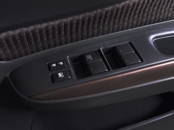 Nissan Note II Рестайлинг с пробегом 2017 года, цена 1 079 999 рублей, 184088 км, хэтчбек, Автокод Объявления